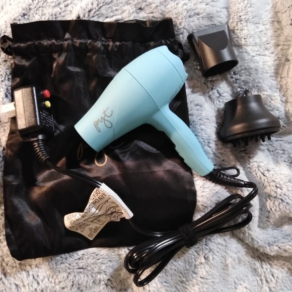 Sold YT Mini Turbo on-the-go Hair Dryer - Picture 5 of 6